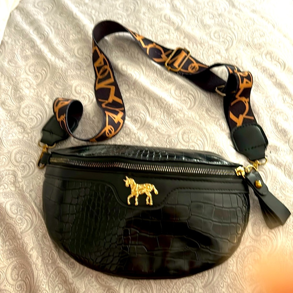 Crossbody or bum bag